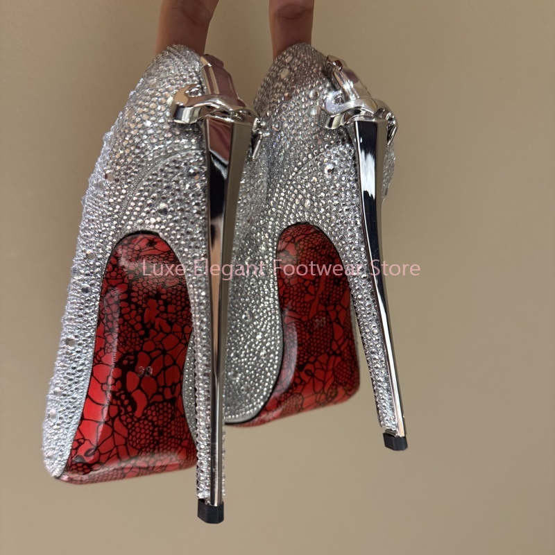 Goud Glanzend Kristal Zwaard V - Metallic Heel Sandal recensie en prijs