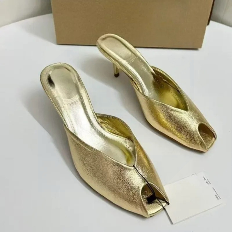 Damespumps Designer Gouden Dam - Metallic Heel Sandal recensie en prijs